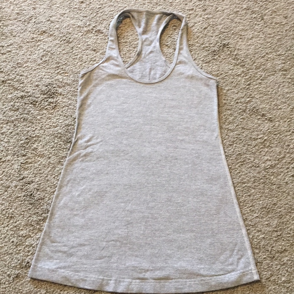 Lulu Lemon Workout Top! Size 4